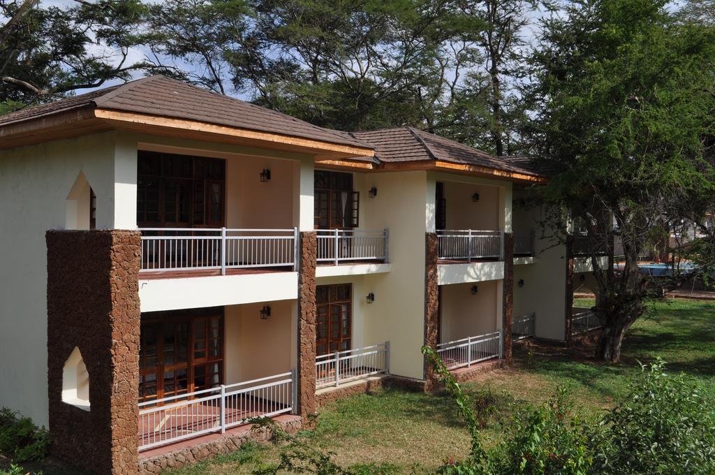 Hunters Lodge Twaandu Bagian luar foto