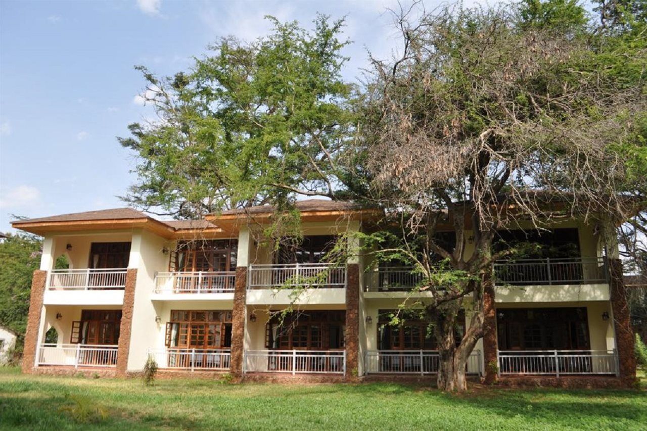 Hunters Lodge Twaandu Bagian luar foto